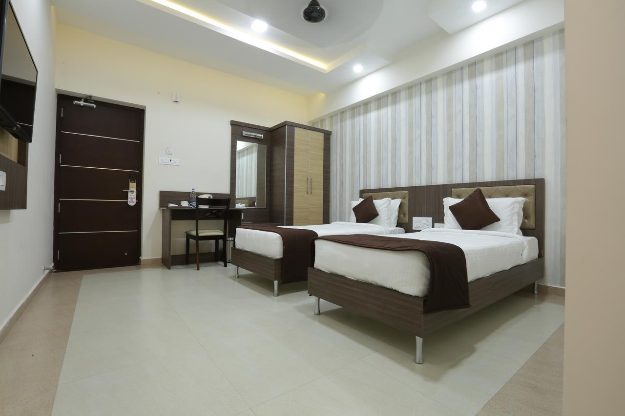 Отель Atlanta Park Chennai Tambaram Экстерьер фото